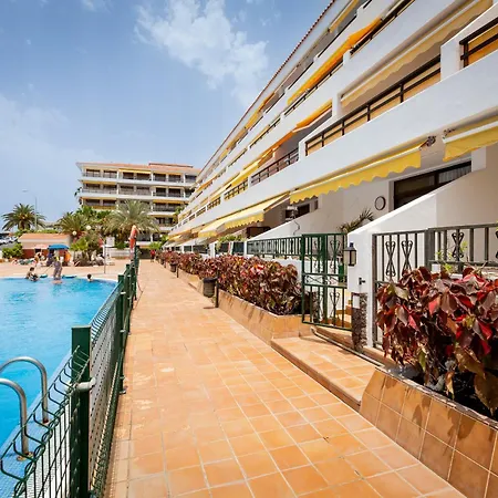 Follow The Sun Family El Varadero 푸에르토 데 산티아고