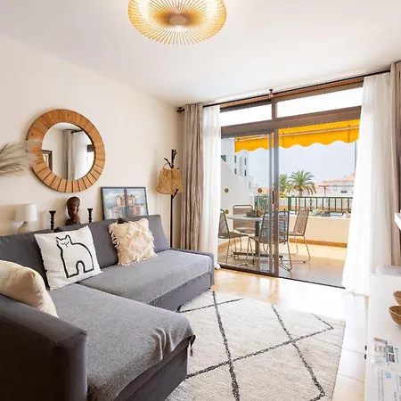 Follow The Sun Family El Varadero Puerto de Santiago (Tenerife)