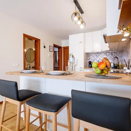 Follow The Sun Family El Varadero Puerto de Santiago (Tenerife)